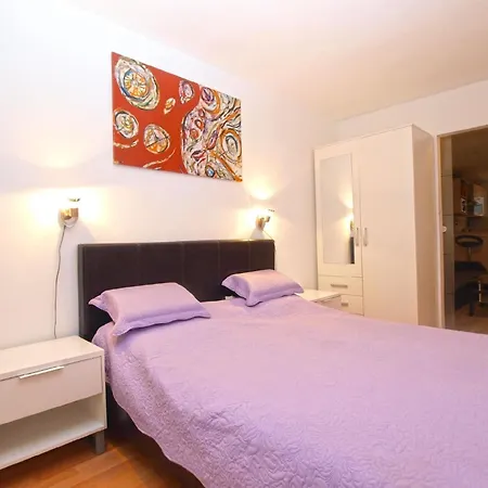 Appartamento Fuer 5 Personen Ca 65 Qm In Pula, Istrien Istrische Riviera